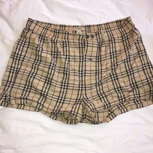 Burberry Nova Check Woman’s Shorts